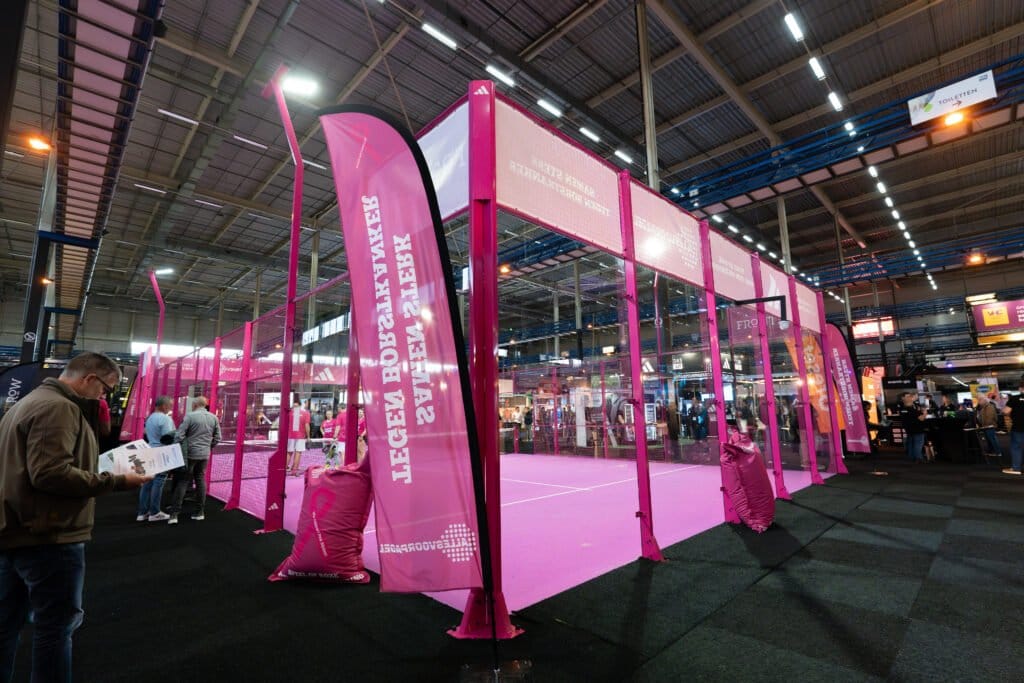 Mobile Padelplatze 2 Roze padelbaan beurs